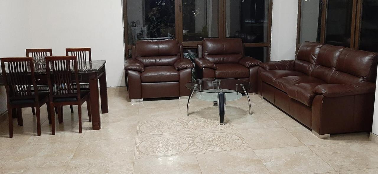 Гостевой Дом "Уют У Тумановых" Πιτσούντα Εξωτερικό φωτογραφία